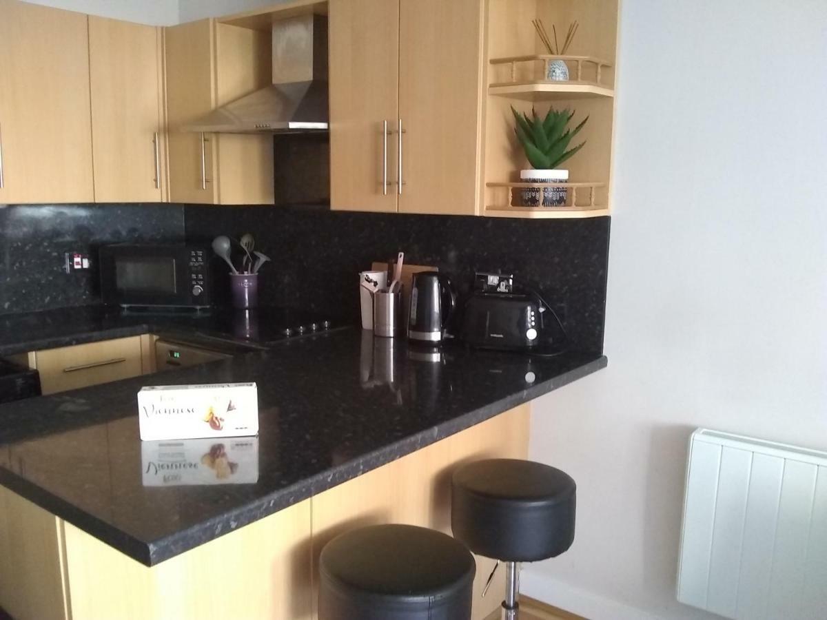 Great 2 Bedroom Apt By The Beach And Town Hove Extérieur photo
